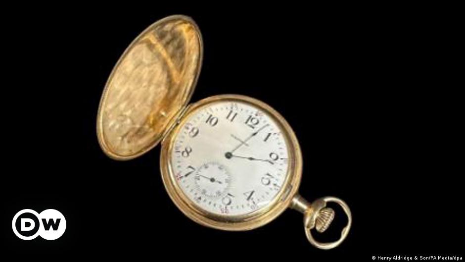 Titanic passenger’s gold watch auctioned for record&nbsp;price