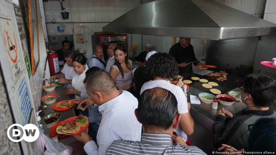 Michelin star awarded to Mexican taco stand for first time