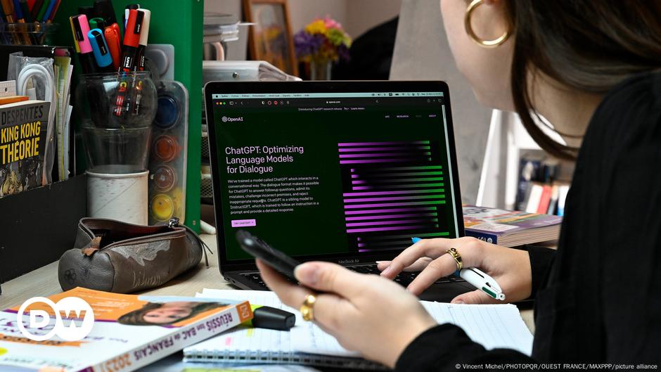 Germany: Dictionary adds 3,000 new words including ‘ChatGPT’