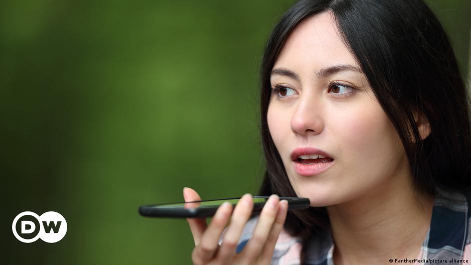 No cancer danger from mobile phones, research&nbsp;concludes